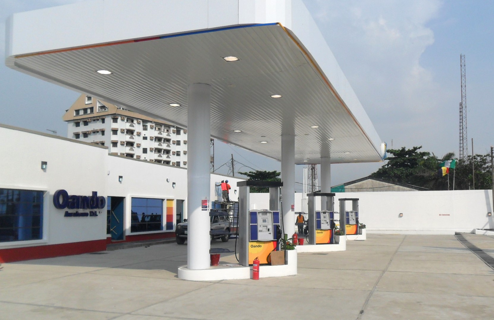 OANDO SERVICE STATION, IKOYI.