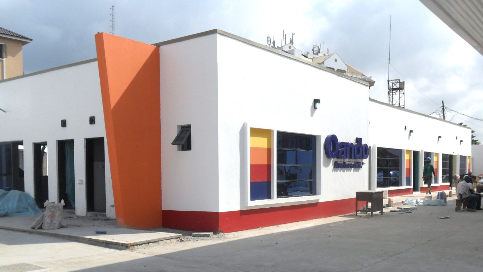 OANDO SERVICE STATION, IKOYI.