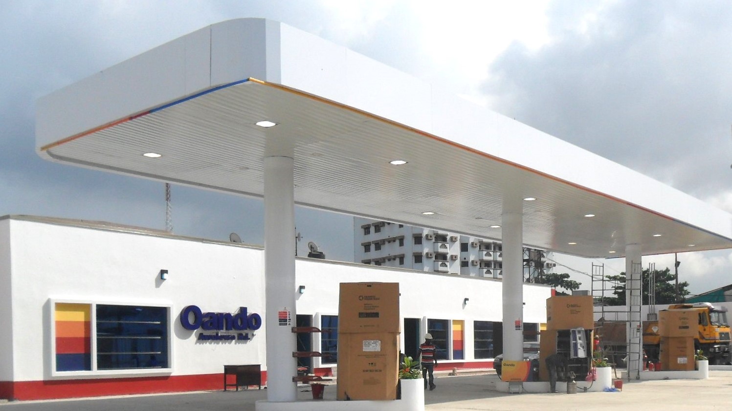 OANDO SERVICE STATION, IKOYI.