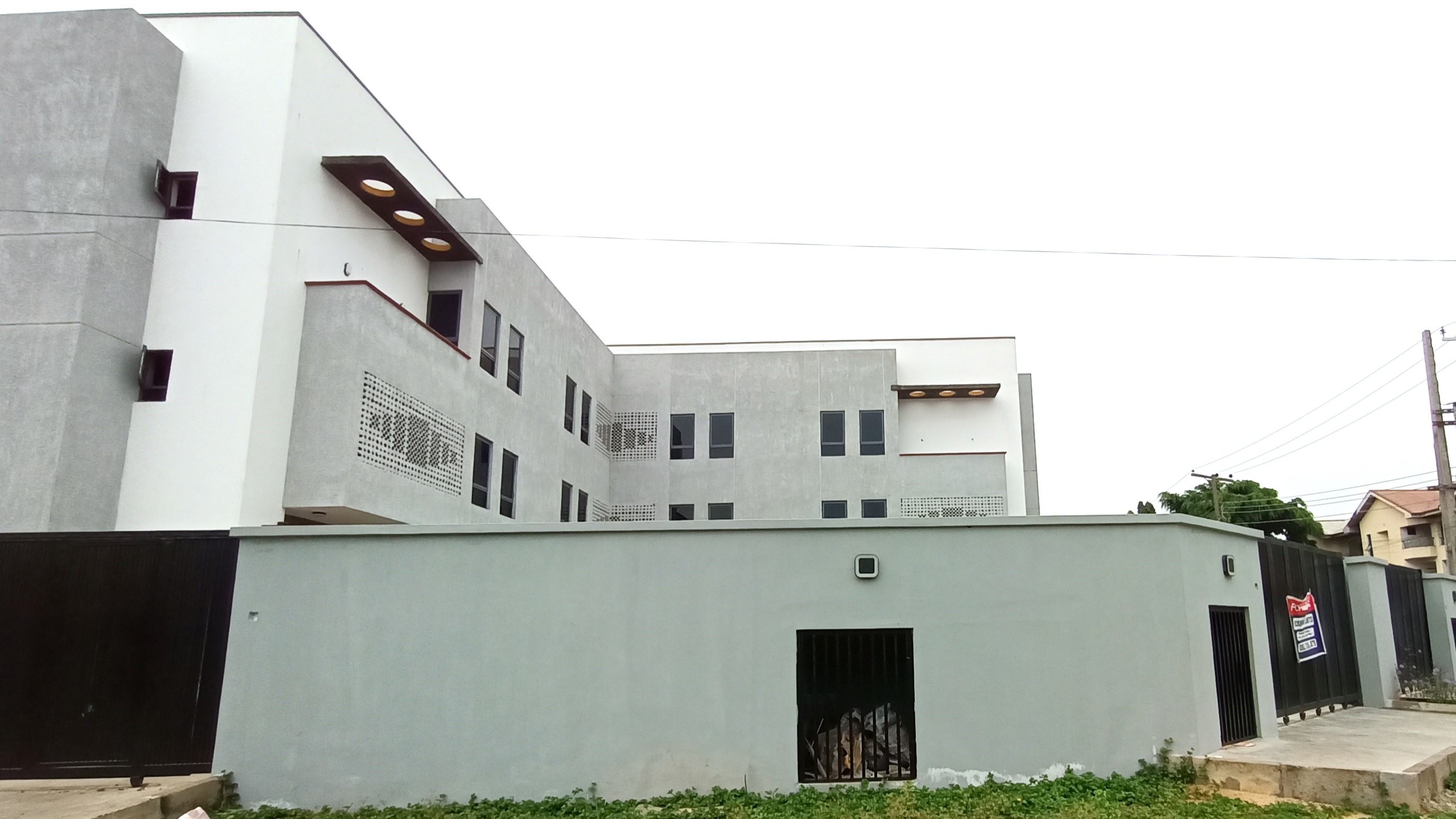 TERRACE HOUSES AT LEKKI PHASE 1, LAGOS.